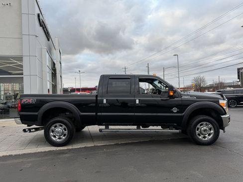 Used 2016 Ford F250 XLT w/ XLT Premium Package image 7