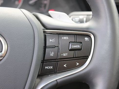 Certified 2025 Lexus ES 350 w/ Premium Package FWD image 17