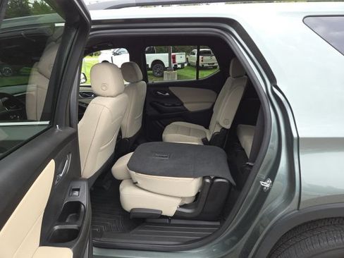 Used 2022 Chevrolet Traverse LT AWD/4WD image 29