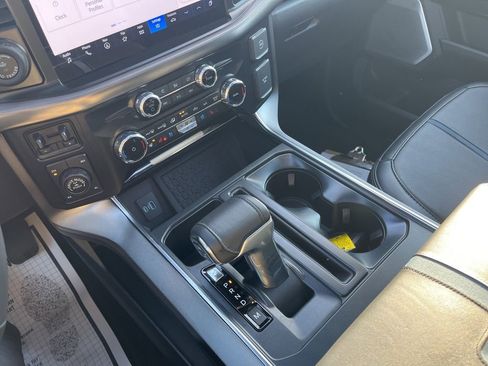 Used 2024 Ford F150 Platinum w/ Equipment Group 702A High image 24