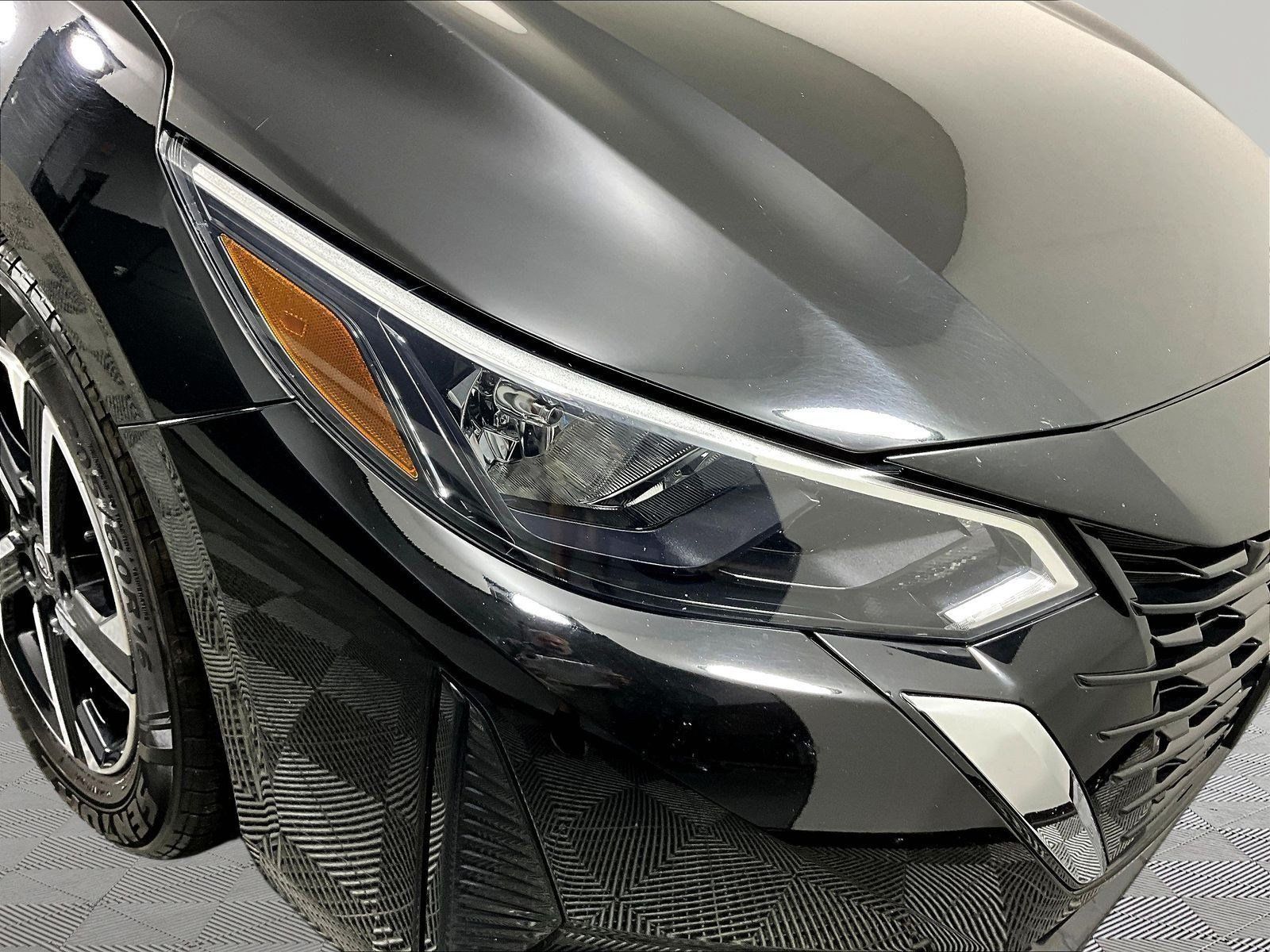 Certified 2025 Nissan Sentra SV FWD image 30