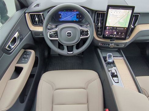 New 2026 Volvo XC60 B5 Plus w/ Protection Package Premier AWD/4WD image 11