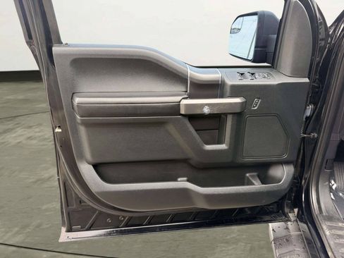 Used 2016 Ford F150 XLT w/ Equipment Group 302A Luxury AWD/4WD image 16