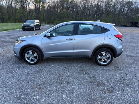 Used 2021 Honda HR-V LX image 6