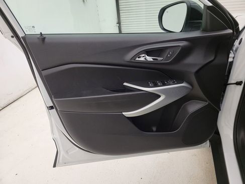 New 2026 Chevrolet Trax RS image 24