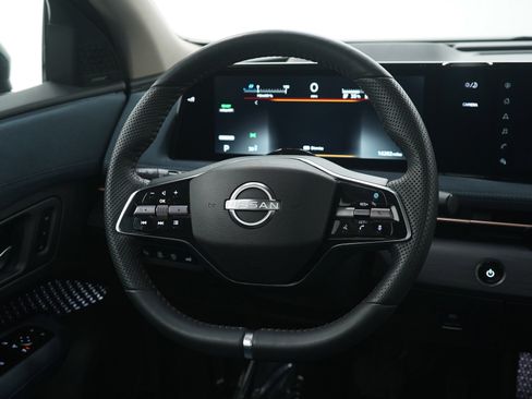 Used 2024 Nissan Ariya AWD image 17