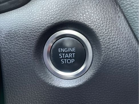 Certified 2025 Toyota Corolla SE w/ Convenience Package FWD image 14