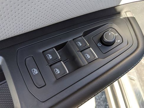 New 2025 Volkswagen Atlas Cross Sport SEL Premium R-Line image 27