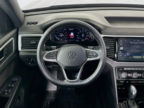 Used 2023 Volkswagen Atlas Cross Sport SE image 18