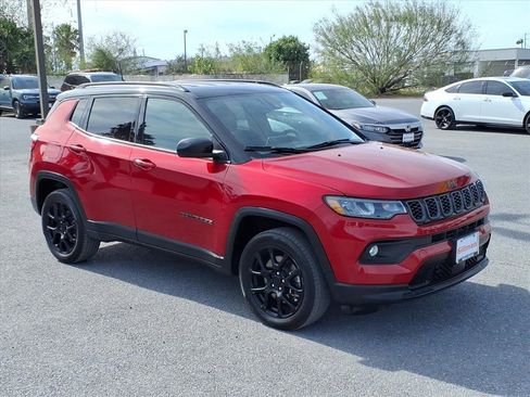 Used 2024 Jeep Compass Latitude w/ Altitude Special Edition image 11