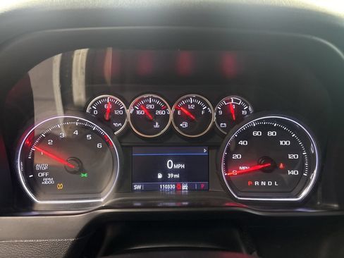Used 2020 Chevrolet Silverado 1500 LT AWD/4WD image 19