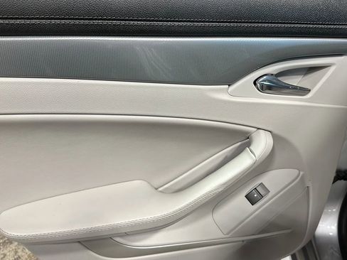 Used 2013 Cadillac CTS Luxury RWD image 12