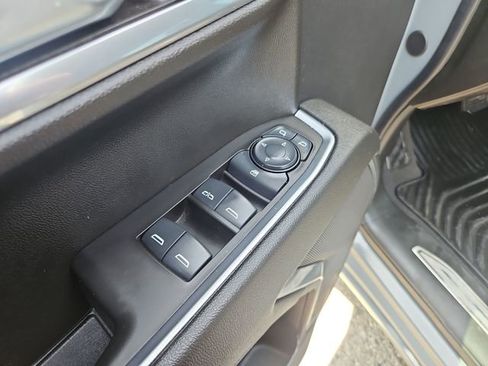 Used 2024 Chevrolet Silverado 1500 LT AWD/4WD image 12