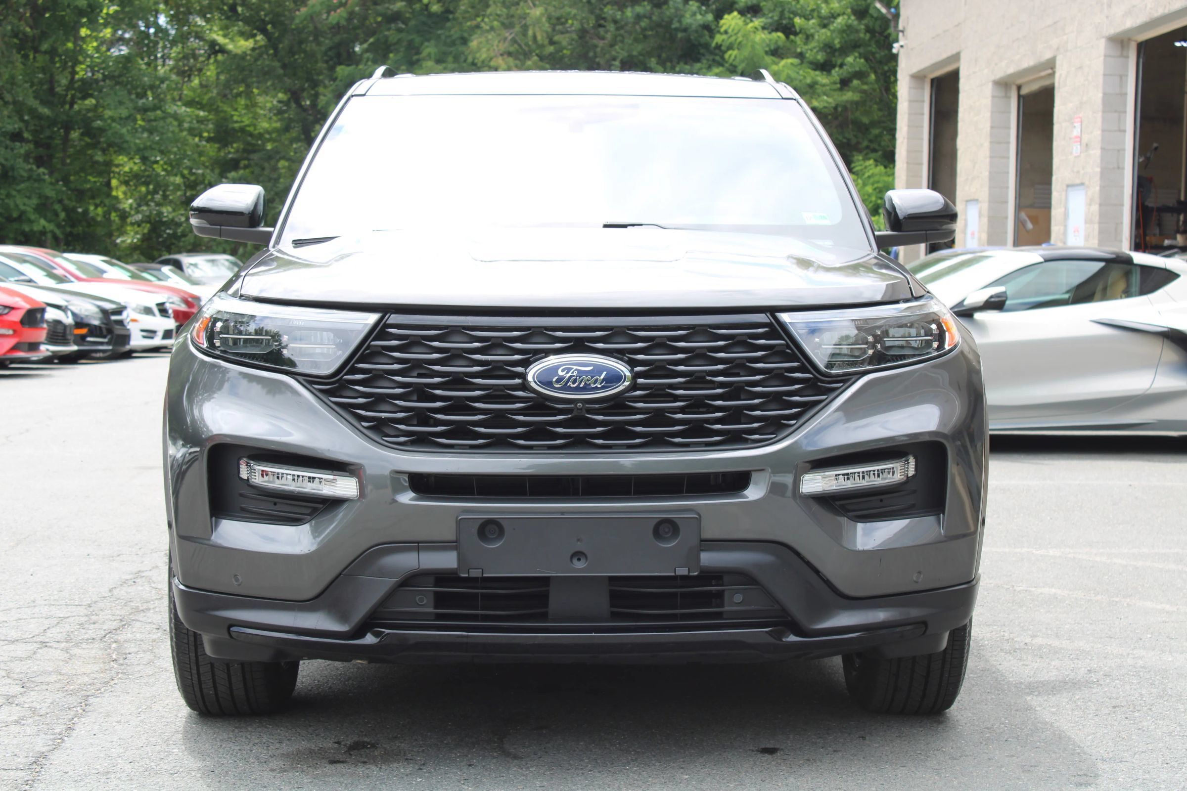 Used 2020 Ford Explorer ST AWD/4WD image 3