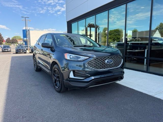 Used 2024 Ford Edge SEL AWD/4WD image 1