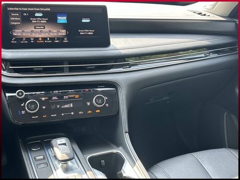Used 2023 INFINITI QX60 Sensory w/ Cargo Package FWD image 26