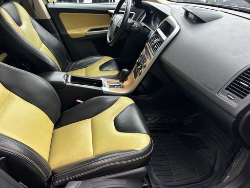 Used 2010 Volvo XC60 T6 image 15