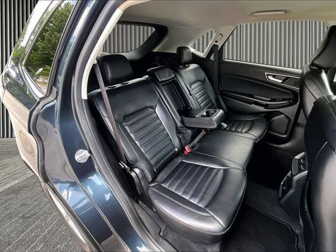 Used 2024 Ford Edge SEL AWD/4WD image 28