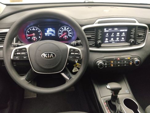 Used 2020 Kia Sorento L FWD image 22