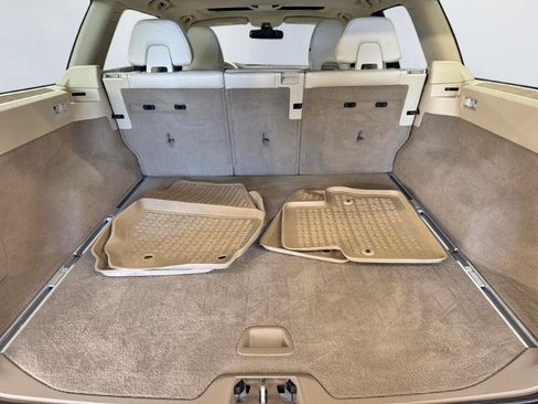 Used 2011 Volvo XC70 3.2 image 26