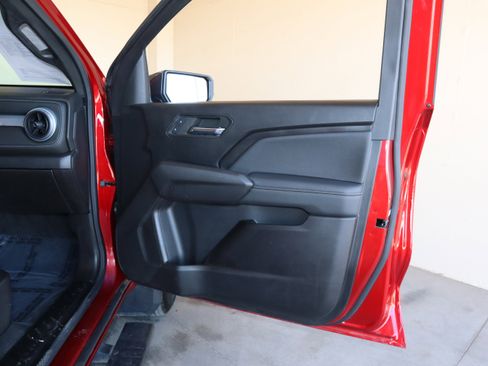 Used 2024 Chevrolet Colorado LT w/ Advanced Trailering Package image 41