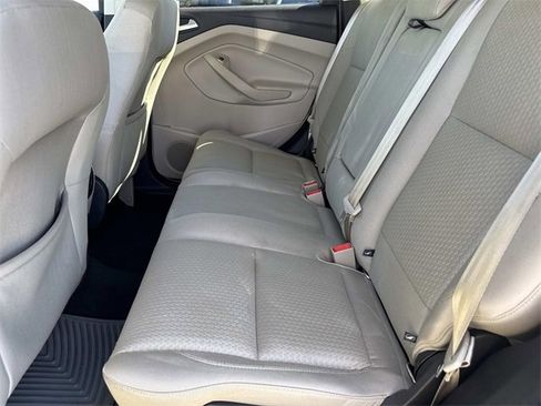 Used 2017 Ford Escape SE image 14