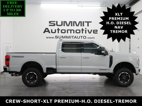 Used 2025 Ford F250 XLT w/ Black Appearance Package AWD/4WD image 1