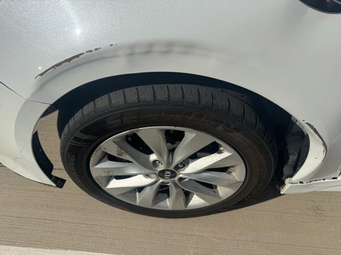 Used 2016 Kia Optima LX w/ Option Group 014 FWD image 8