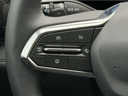 New 2026 Chevrolet Equinox LT image 13