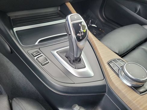 Used 2018 BMW M240i Convertible RWD image 31