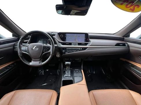 Used 2019 Lexus ES 350 w/ Premium Package FWD image 10