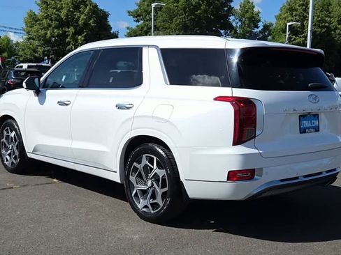 Used 2022 Hyundai Palisade Calligraphy w/ Cargo Package FWD image 6