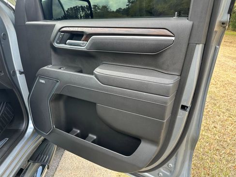 Used 2025 GMC Sierra 1500 SLT w/ SLT Premium Package image 25