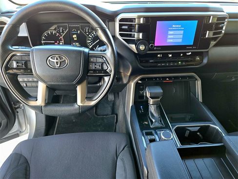 Used 2022 Toyota Tundra SR5 w/ SR5 Convenience Package image 13
