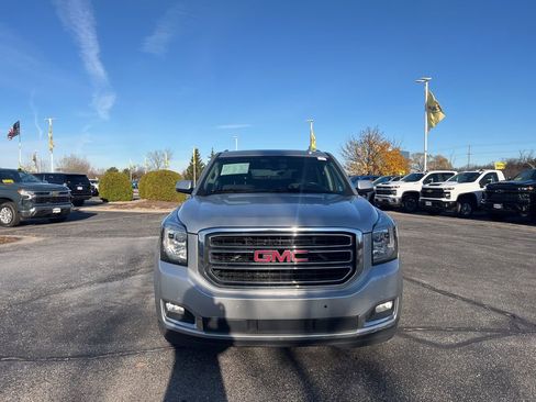 Used 2016 GMC Yukon SLE w/ HD Trailering Package image 2