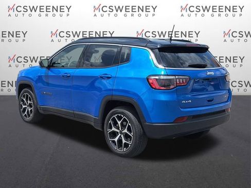 Used 2025 Jeep Compass Limited AWD/4WD image 3