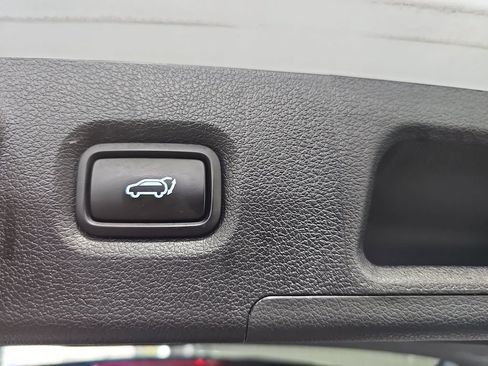 Used 2020 Hyundai Santa Fe Limited AWD/4WD image 13