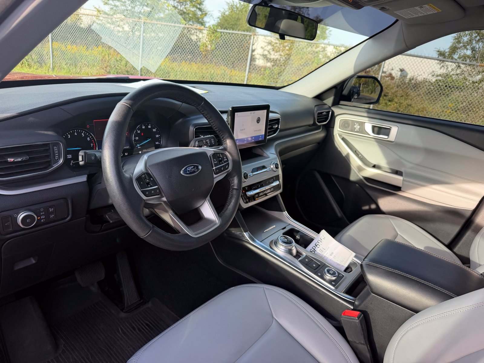 Used 2021 Ford Explorer XLT w/ Equipment Group 202A AWD/4WD image 12