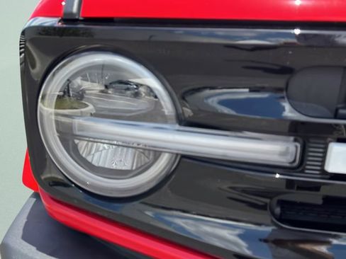 Used 2023 Ford Bronco Outer Banks AWD/4WD image 23