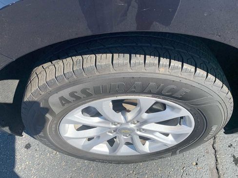 Certified 2021 Chevrolet Equinox LT image 31