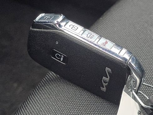 Used 2023 Kia Forte GT-Line image 34