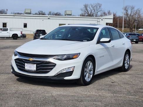 Used 2024 Chevrolet Malibu LT FWD image 6