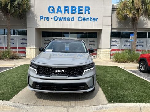Used 2022 Kia Sorento SX FWD image 2