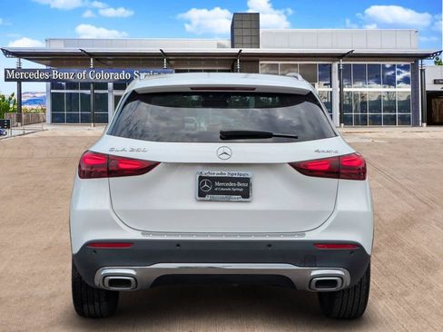 Used 2025 Mercedes-Benz GLA 250 4MATIC image 6