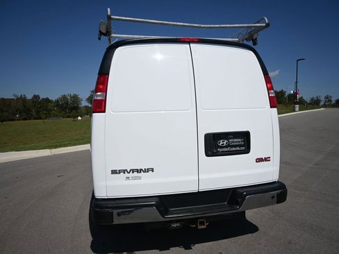 Used 2020 GMC Savana 3500 Extended w/ Driver Convenience Package image 61