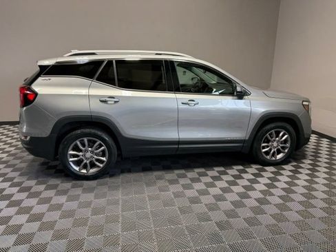 Used 2023 GMC Terrain SLT AWD/4WD image 7