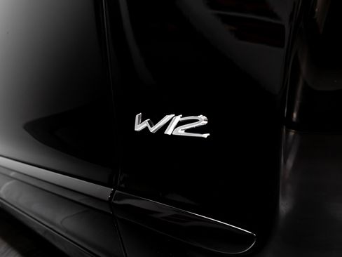 Used 2021 Bentley Flying Spur W12 image 53