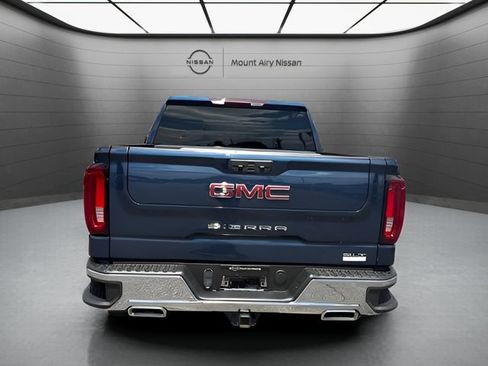 Used 2023 GMC Sierra 1500 SLT AWD/4WD image 6