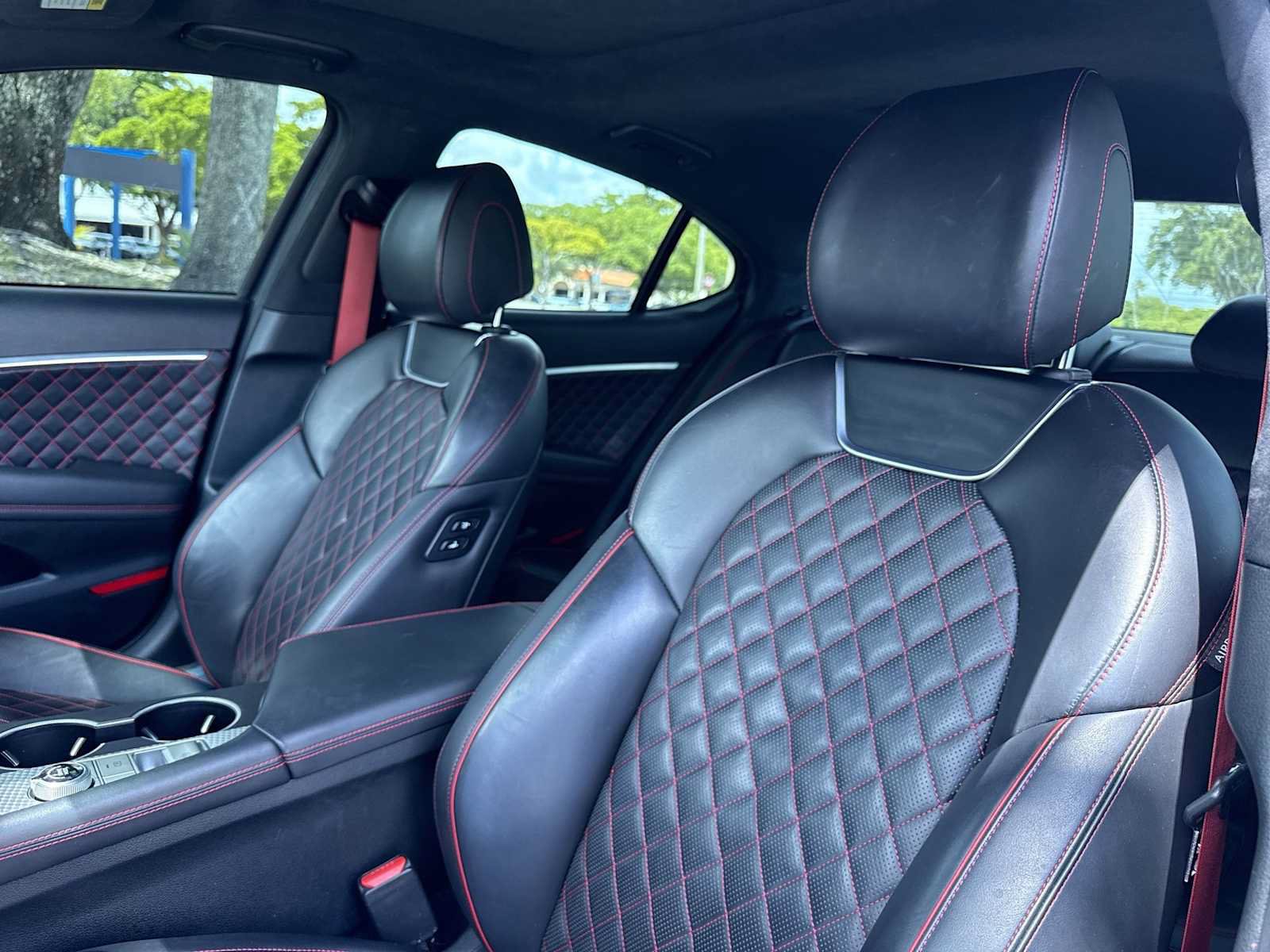 Used 2023 Genesis G70 2.0T w/ Sport Prestige Package RWD image 14