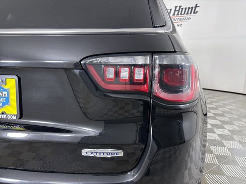 Used 2021 Jeep Compass Latitude image 33